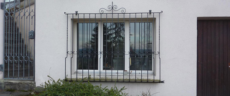 Stoop Metallbau Angebot Fenstergitter