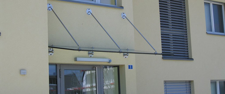 Eingangsvordach