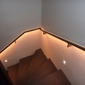 Messinghandlauf mit LED-Beleuchtung
